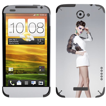   «    »   HTC One X