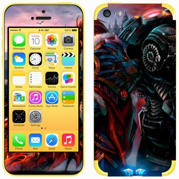   «StarCraft vs Warcraft»   Apple iPhone 5C