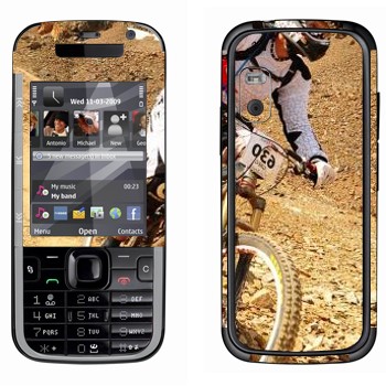   « »   Nokia 5730