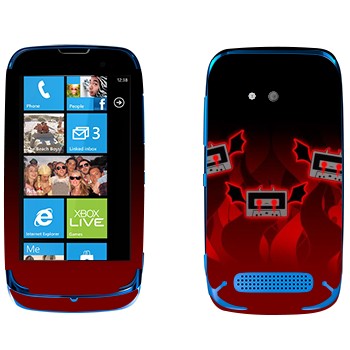   «--»   Nokia Lumia 610