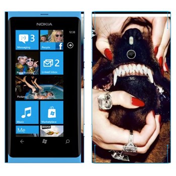   «Givenchy  »   Nokia Lumia 800